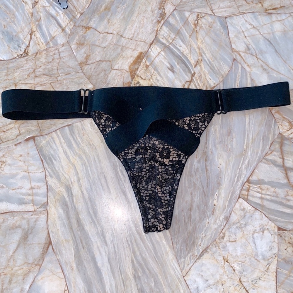 Victoria Secret Very Sexy Panty Underwear Small Strappy Banded Thong Floral Lace